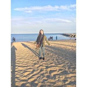 Meet your Posher, Emma